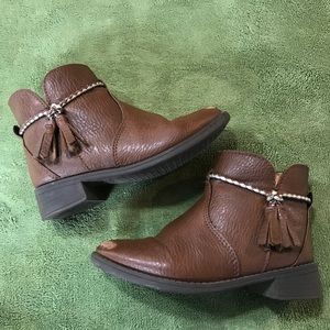 Girls Boots